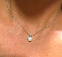 Load image into Gallery viewer, 18ct White Gold Diamond &amp; Pearl Pendant Chain Necklace
