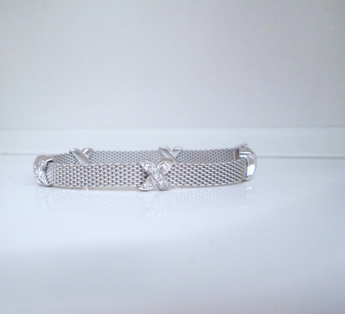 18ct White Gold Rare Designer Diamond Cross Mesh Bracelet
