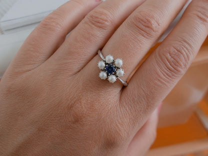 18ct White Gold & Platinum Sapphire & Pearl Daisy Cluster Ring