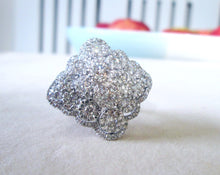 Load image into Gallery viewer, 18ct White Gold 3.50ct Large Diamond Daisy Cluster Ring
