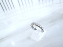 Load image into Gallery viewer, 1970s 18ct White Gold 1.70ct Full Diamond Eternity Wedding Band Ring
