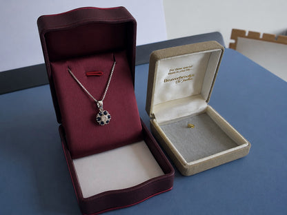 Vintage 18ct White Gold Sapphire & Diamond Cluster Pendant Necklace