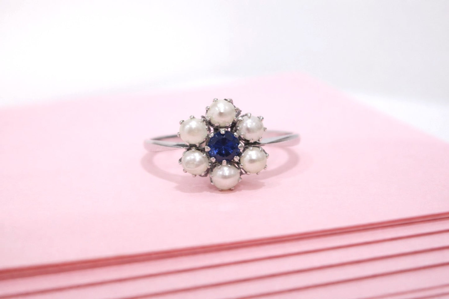 18ct White Gold & Platinum Sapphire & Pearl Daisy Cluster Ring