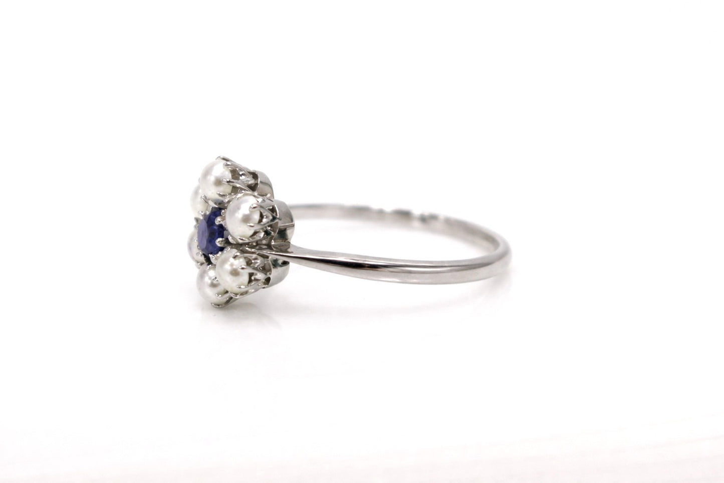 18ct White Gold & Platinum Sapphire & Pearl Daisy Cluster Ring