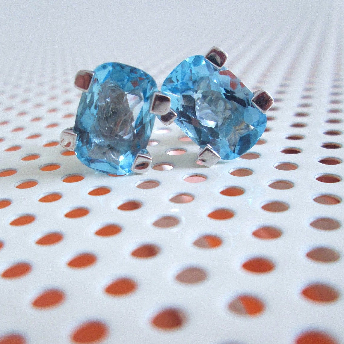 18ct White Gold Large Swiss Blue Topaz Stud Earrings Checkerboard Cushion Studs