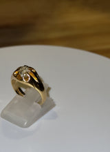 Load and play video in Gallery viewer, Edwardian 18ct Yellow Gold Old Mine Cut Diamond Solitaire Signet Ring
